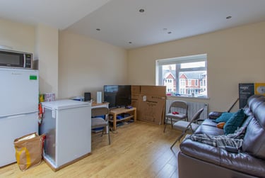 2 bed house, North Road, Gabalfa, Cardiff, CF143BL - Image 2